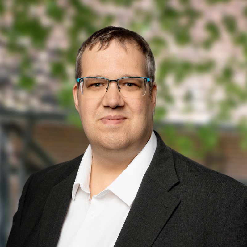  Thomas Lindfeld